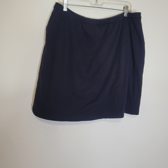 Lands end size 18-20 dark navy pull on skort - Picture 1 of 6